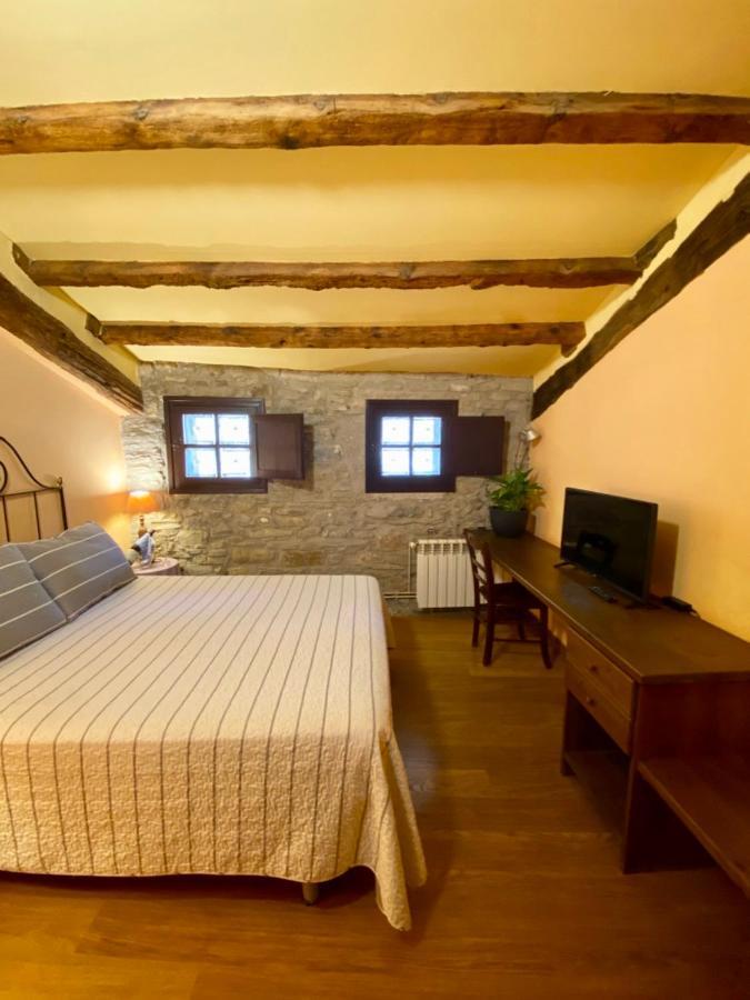 Campalans Hotel Rural Bungalows Mobilhomes Borredá Buitenkant foto