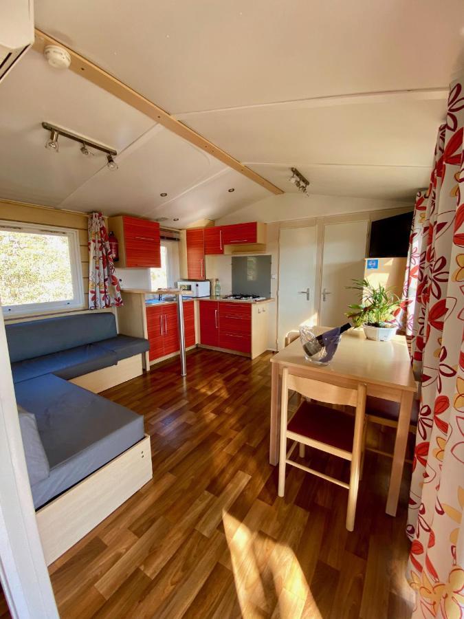 Campalans Hotel Rural Bungalows Mobilhomes Borredá Buitenkant foto