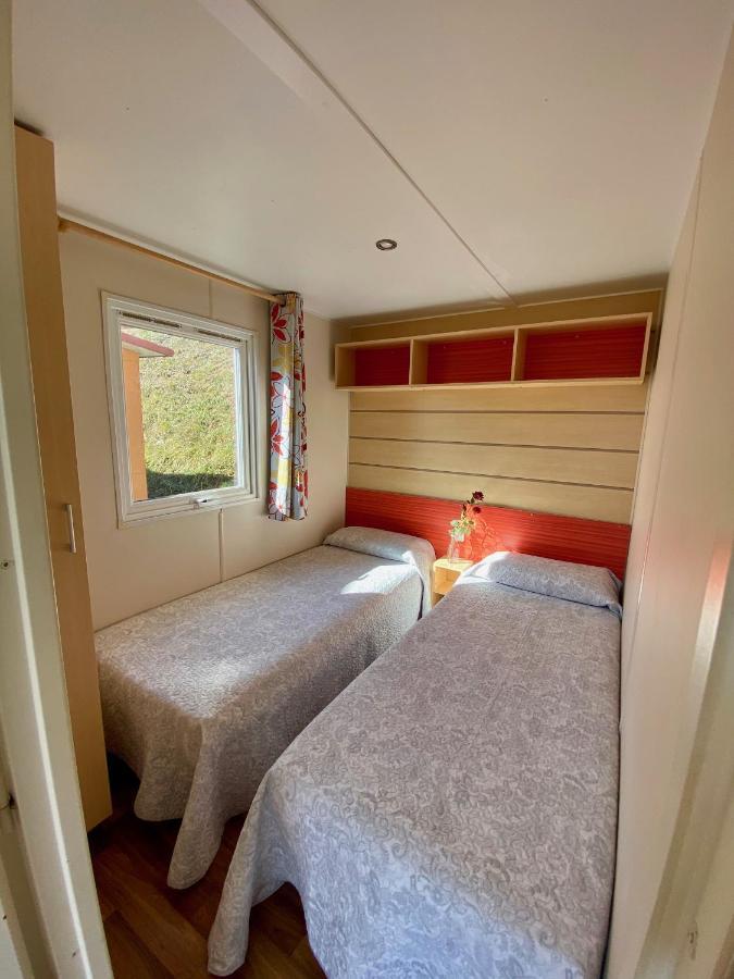 Campalans Hotel Rural Bungalows Mobilhomes Borredá Buitenkant foto