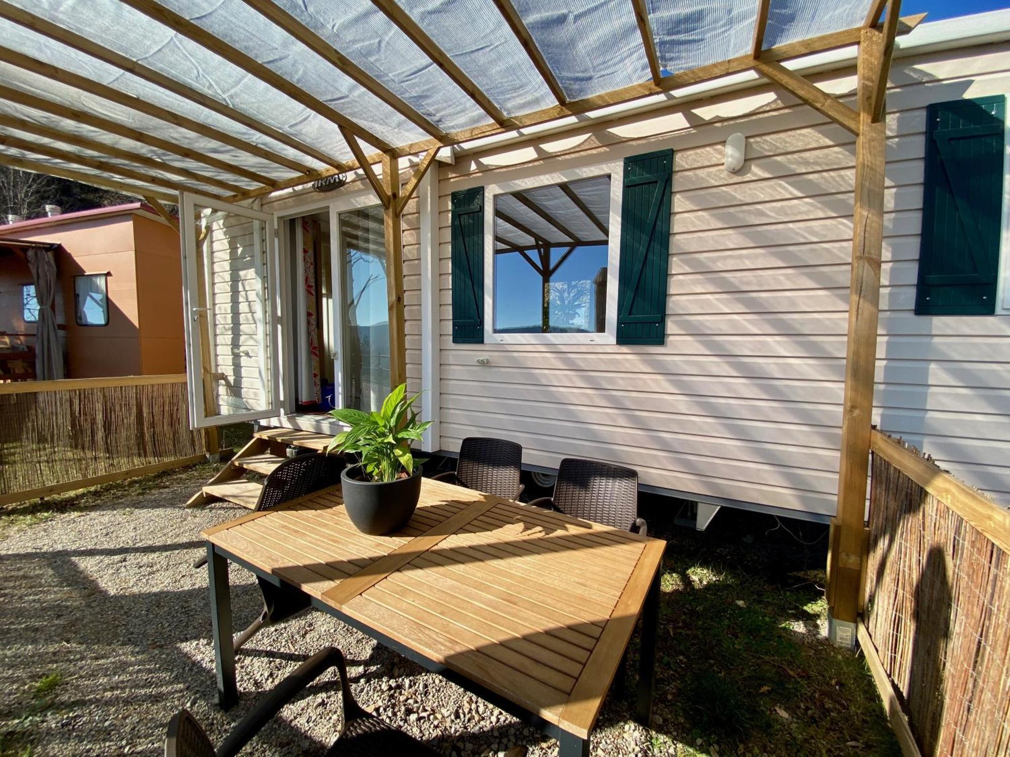 Campalans Hotel Rural Bungalows Mobilhomes Borredá Buitenkant foto