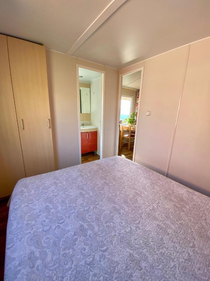 Campalans Hotel Rural Bungalows Mobilhomes Borredá Buitenkant foto